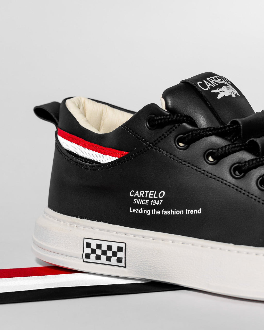 tenis cartelo hombre estilo elegante

zapatillas cartelo casual premium

tenis cartelo modernos para hombre

tenis fashion cartelo cuero hombre

zapatillas urbanas cartelo elegantes

tenis cartelo comodos uso diario

tenis cartelo estilo lujo casual

tenis cartelo hombre outfit moderno