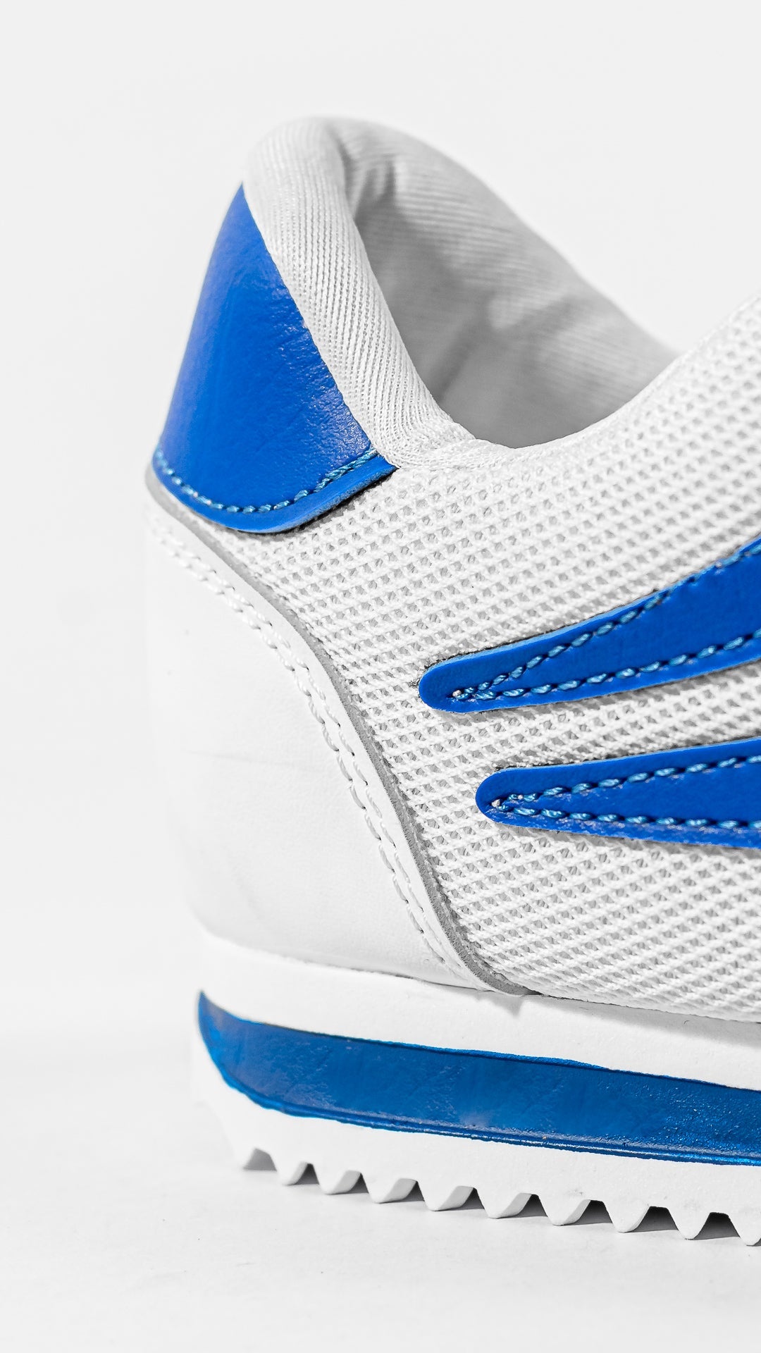 zapatillas deportivas hombre ligeras running

tenis sport transpirables primavera verano

zapatillas running casual modernas

tenis deportivos comodos uso diario

zapatillas ligeras suela flexible hombre

zapatillas sport para caminar y entrenar

tenis deportivos estilo urbano moderno

zapatillas fitness ligeras y comodas